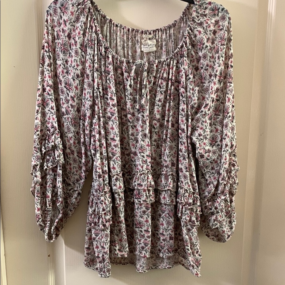Ralph Lauren Pink, Black and White Cuffed Sleeve Blouse Relaxed Tiered Smocked - Picture 4 of 9